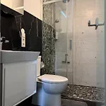 Alexas Forest Hideaway Apartman *
