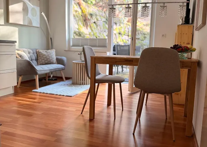 Alexas Forest Hideaway